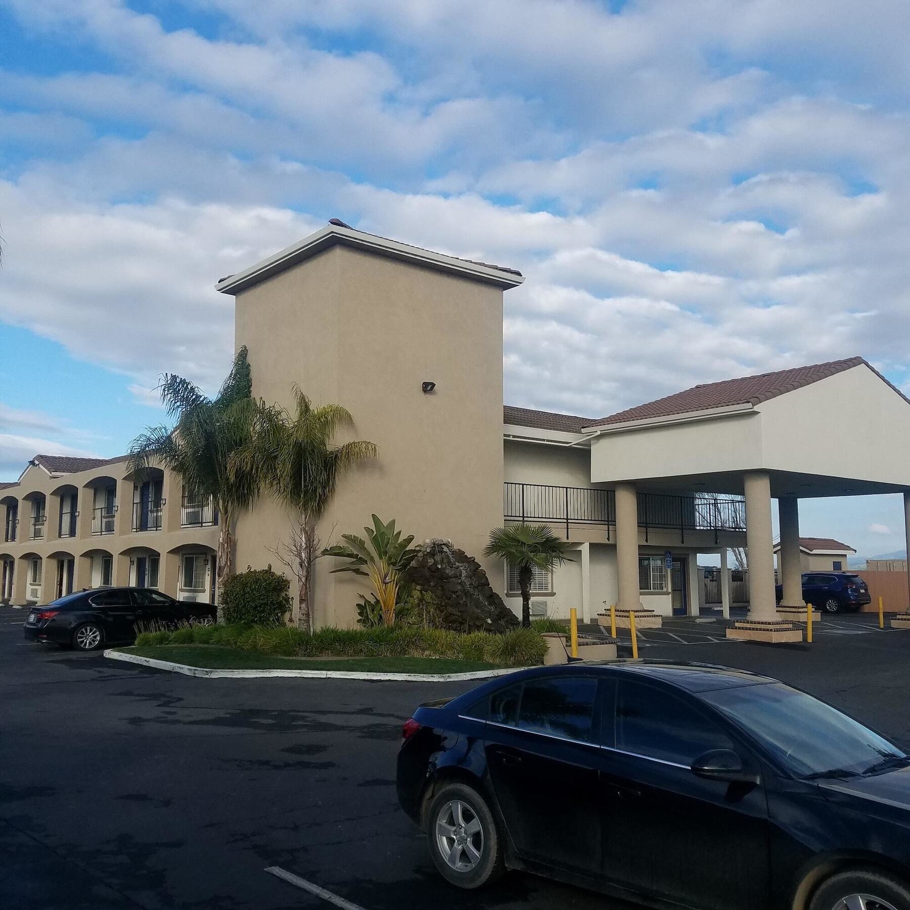 Surestay Hotel By Best Western Hollister Exteriér fotografie